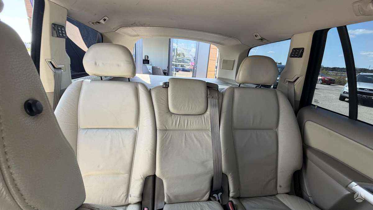 Volvo XC90 2006 — photo 27