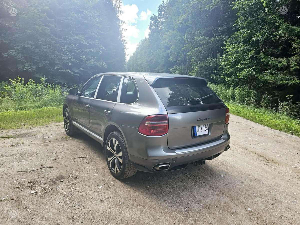 Porsche Cayenne 2008 — engine 3600 cm³, 290 HP (213kW)