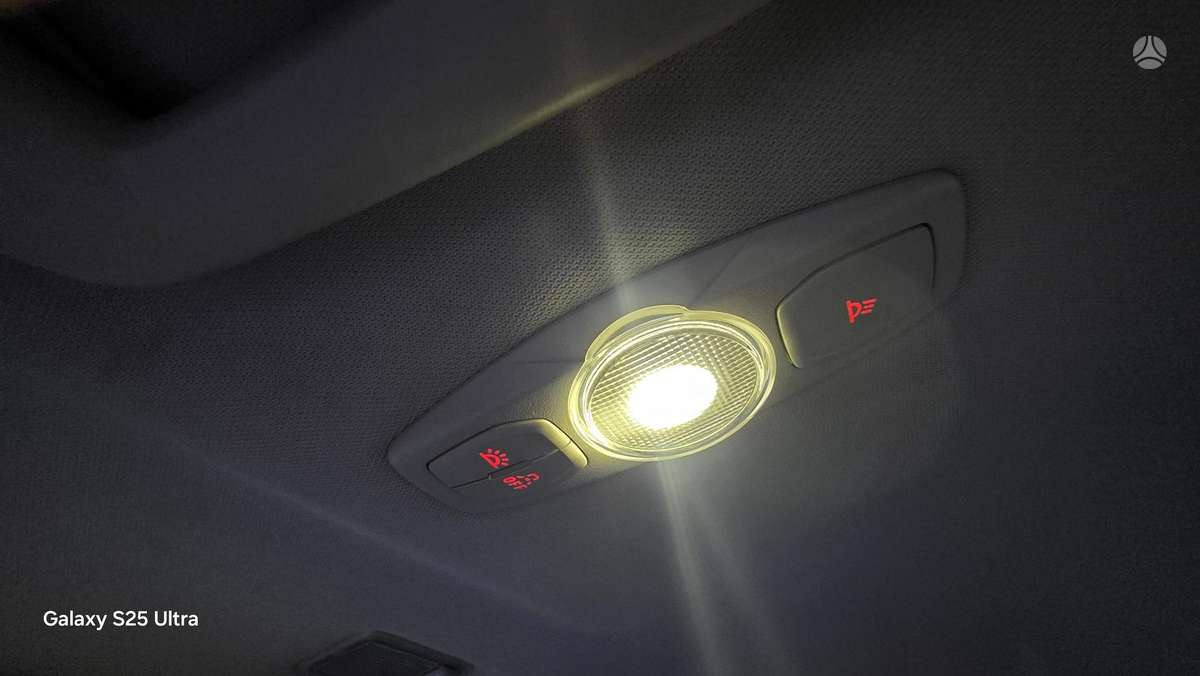 Ford S-MAX 2012 — photo 29