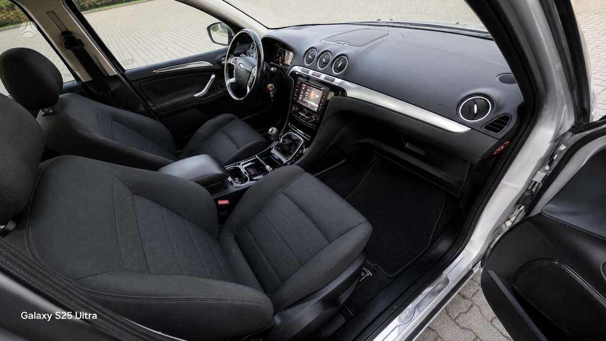 Ford S-MAX 2012 — photo 7