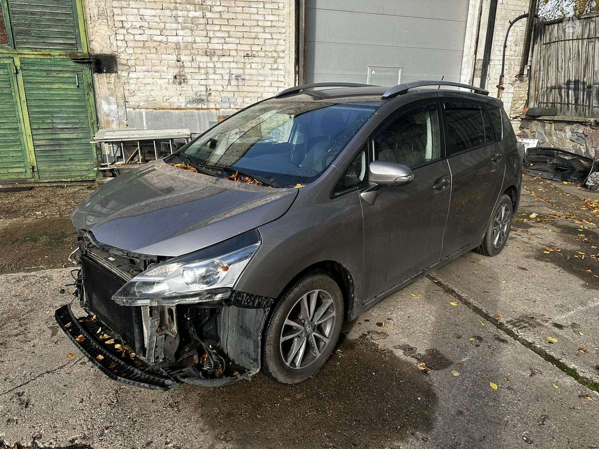 Toyota Verso 2014 — vehicle for AFU Ukraine