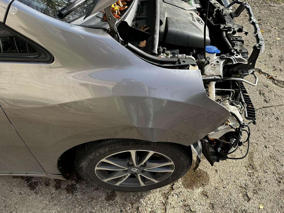 Toyota Verso 2014 — photo 18