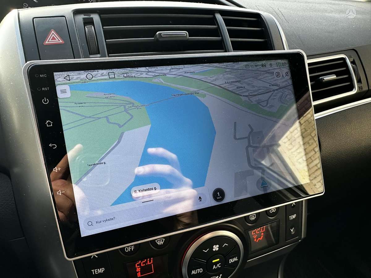 Toyota Verso 2014 — photo 27