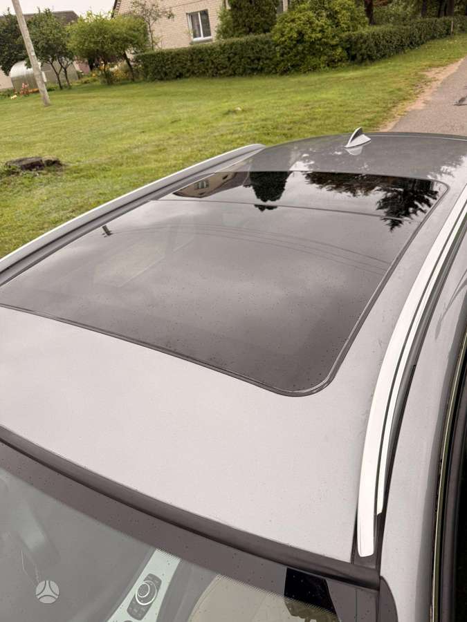 BMW 320 2011 — photo 6