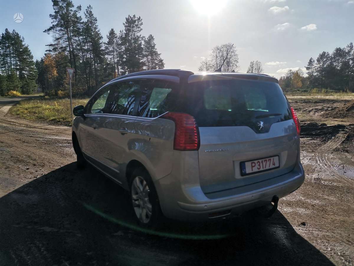 Peugeot 5008 2012 — photo 5