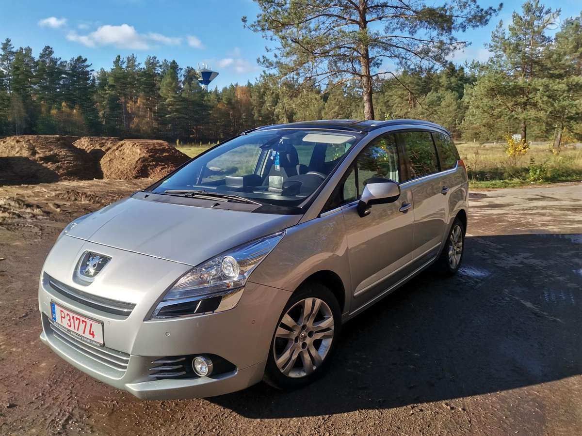 Peugeot 5008 2012 — photo 7