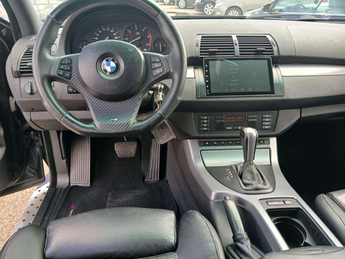 BMW X5 2004 — photo 9