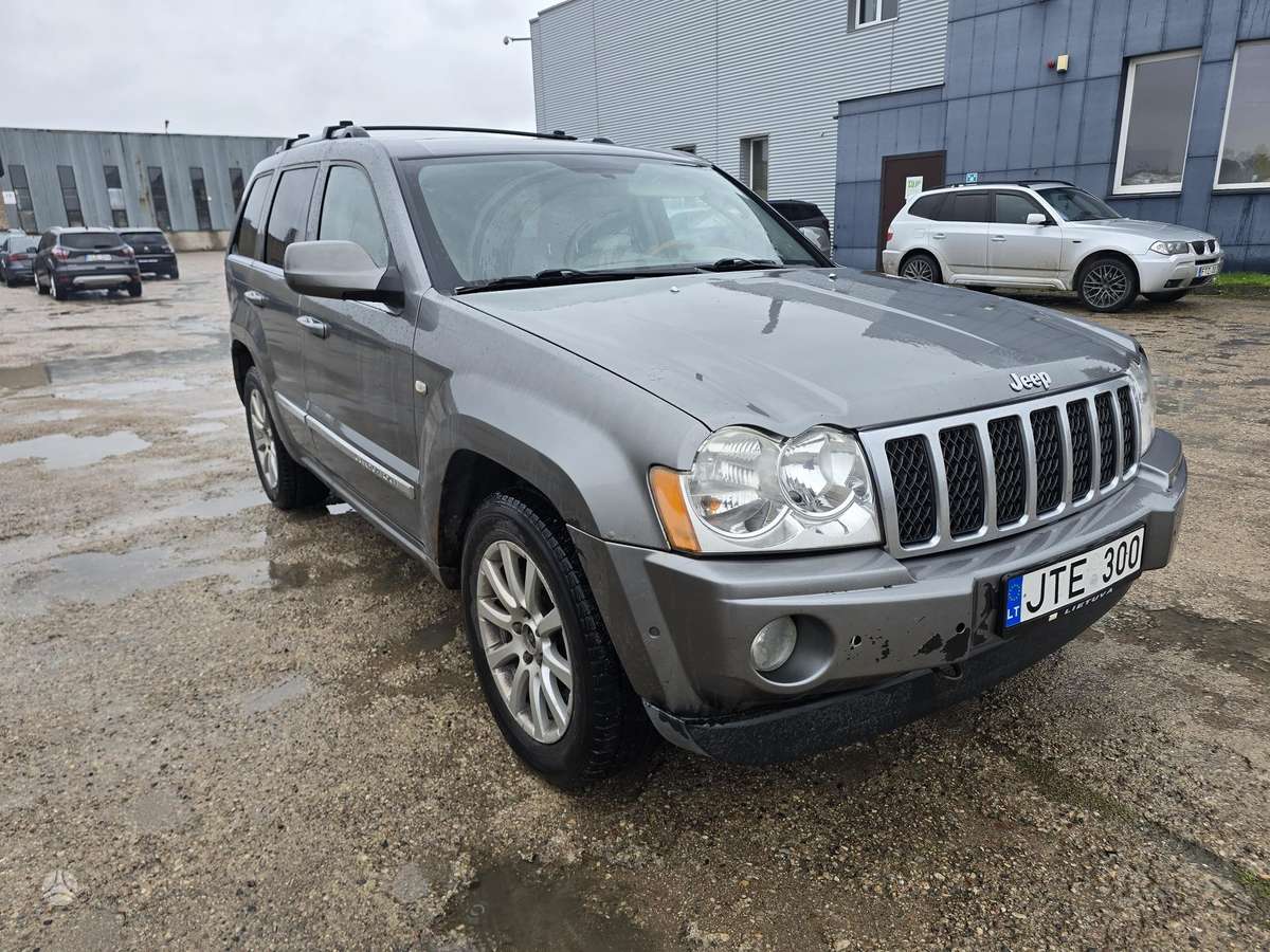 Jeep Grand 2008 — вигляд ззаду