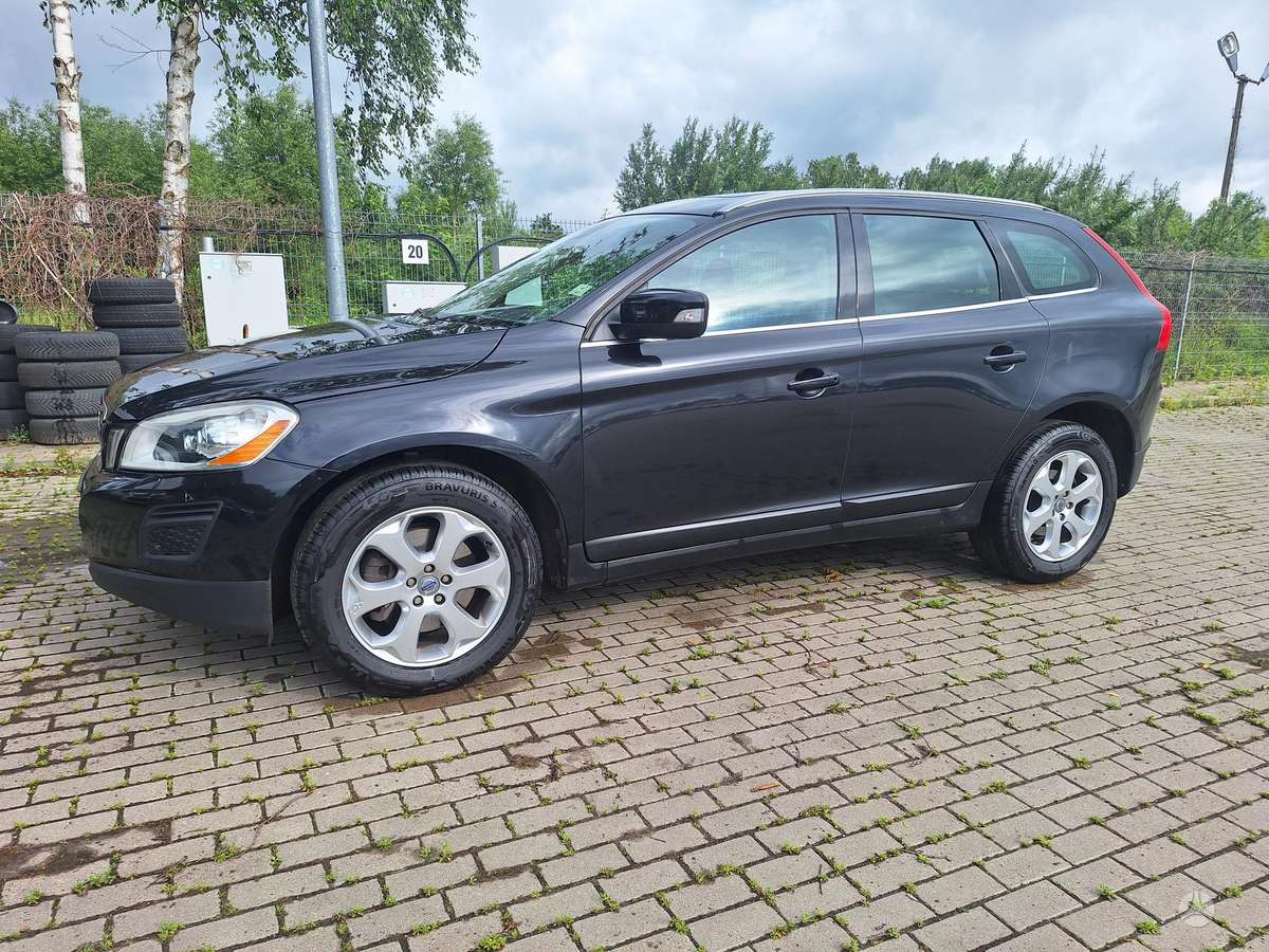 Volvo XC60 2010 — photo 5