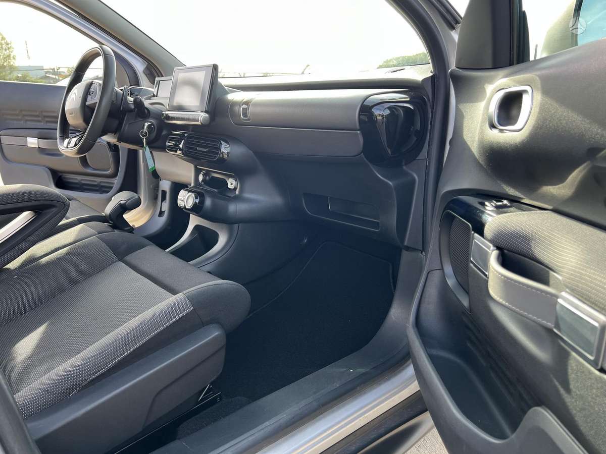 Citroen C4 2015 — photo 10