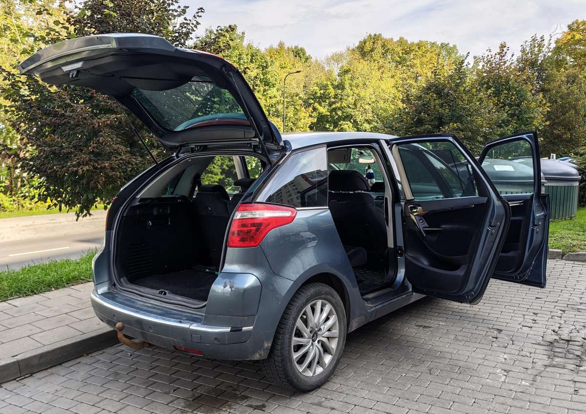 Citroen C4 2008 — двигун 1997 cm³, 136 HP (100kW)