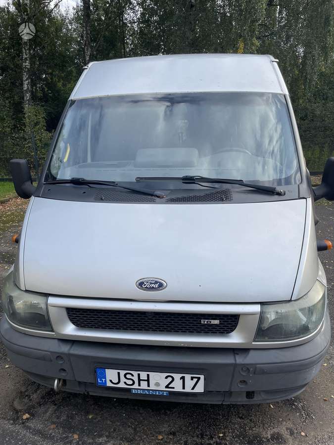 Ford Transit 2006 — rear view