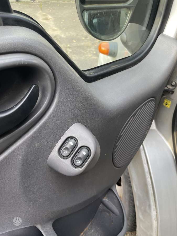 Ford Transit 2006 — photo 28