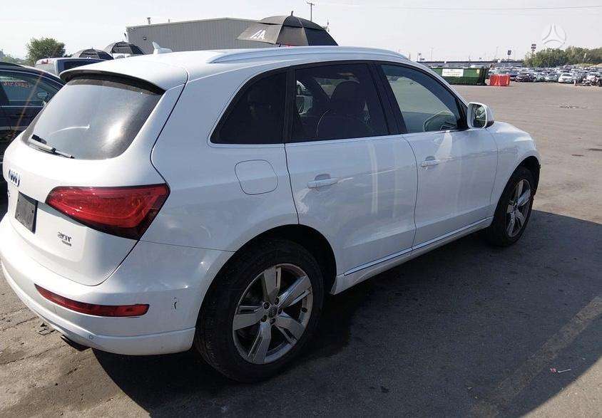 Audi Q5 2014 — салон