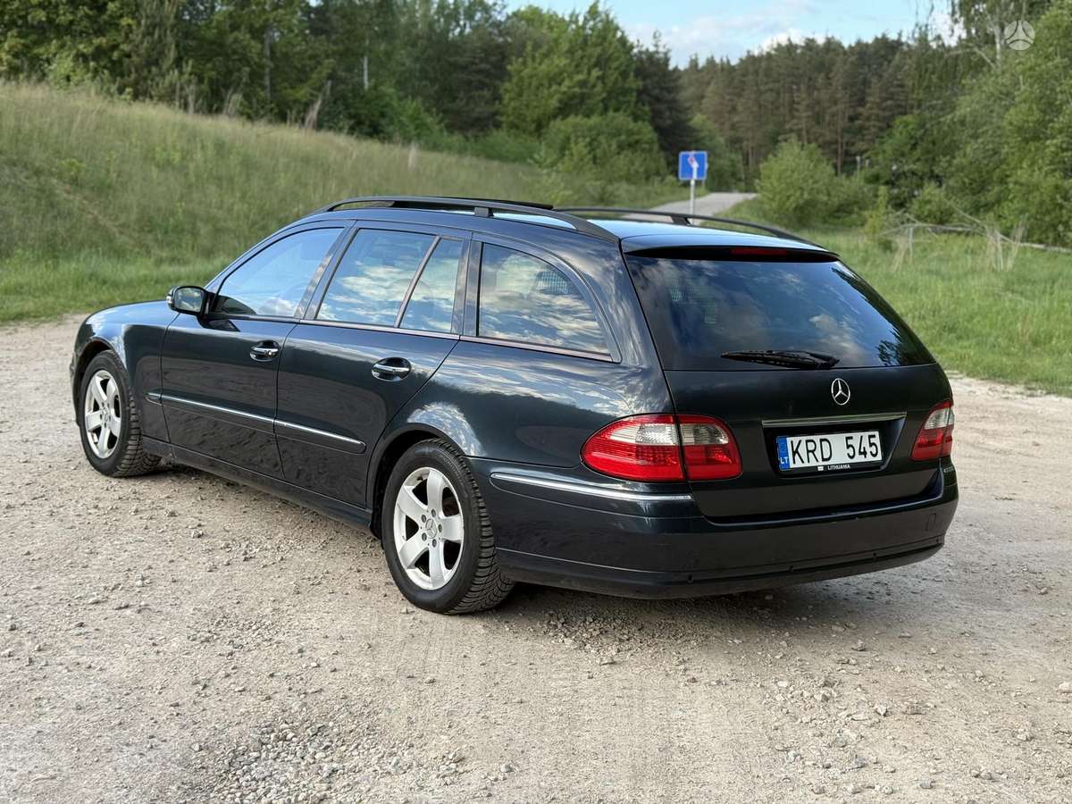 Mercedes-Benz E320 2004 — двигун 3222 cm³, 204 HP (150kW)