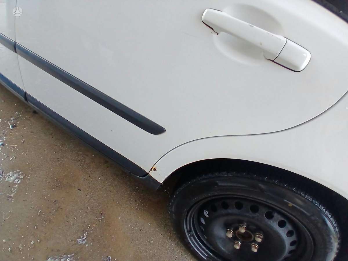 Volvo V50 2006 — photo 11