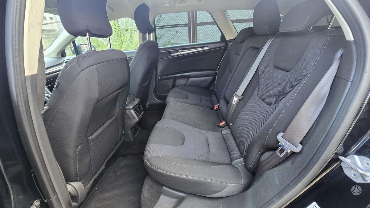 Ford Mondeo 2015 — photo 13