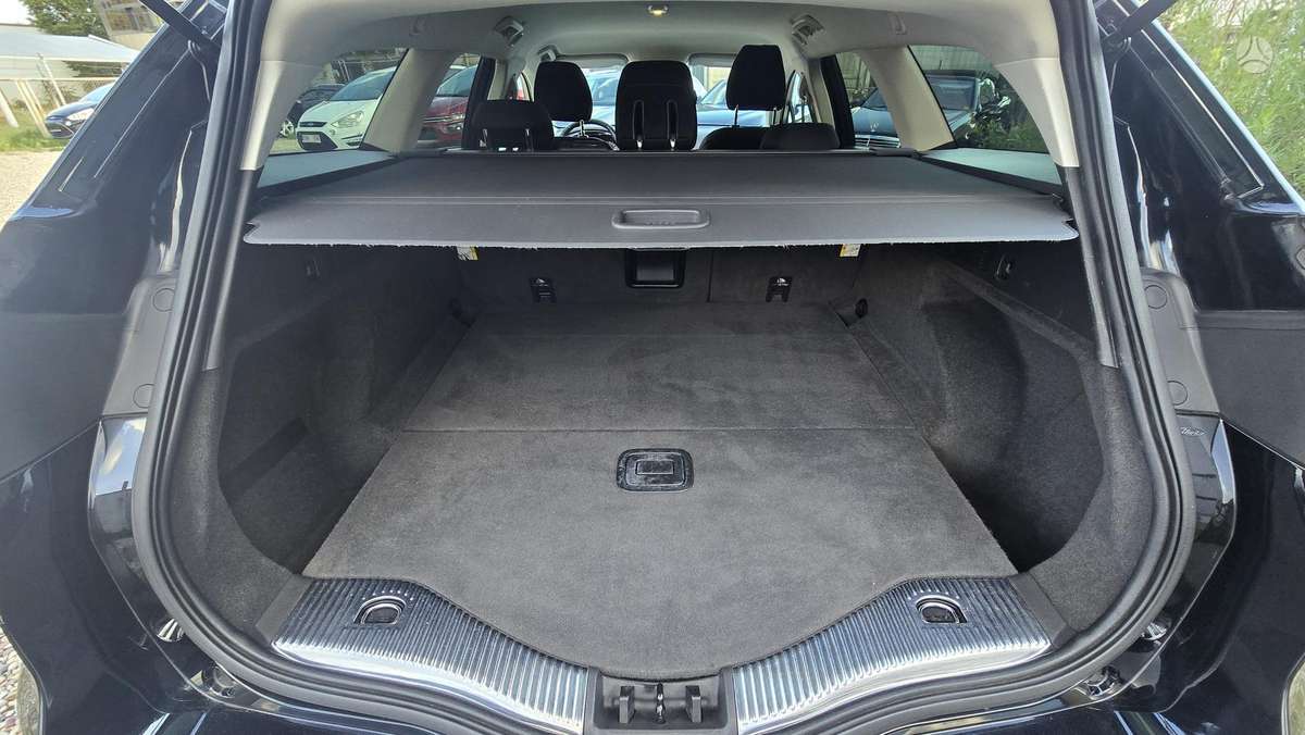 Ford Mondeo 2015 — photo 15