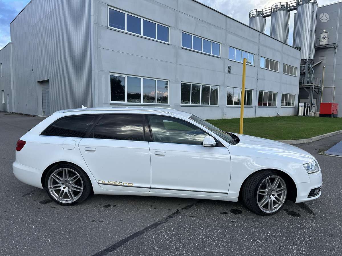 Audi A6 2010 — rear view