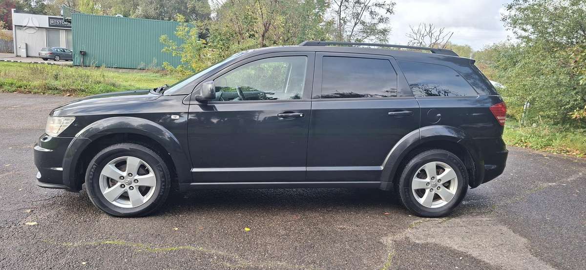 Dodge Journey 2010 — фото 8