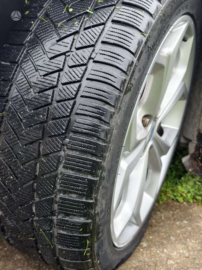 Ford Galaxy 2010 — photo 13