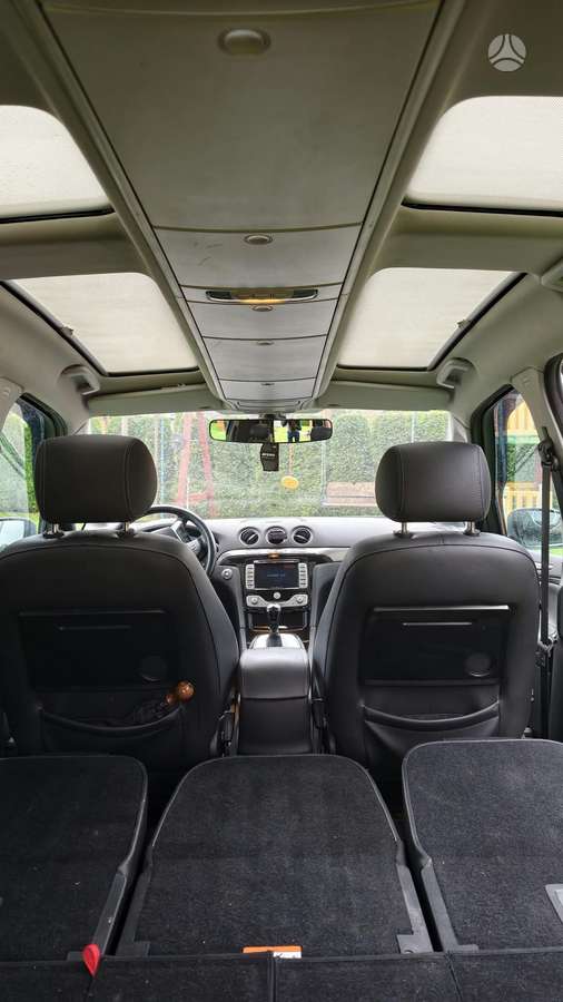 Ford Galaxy 2010 — photo 7