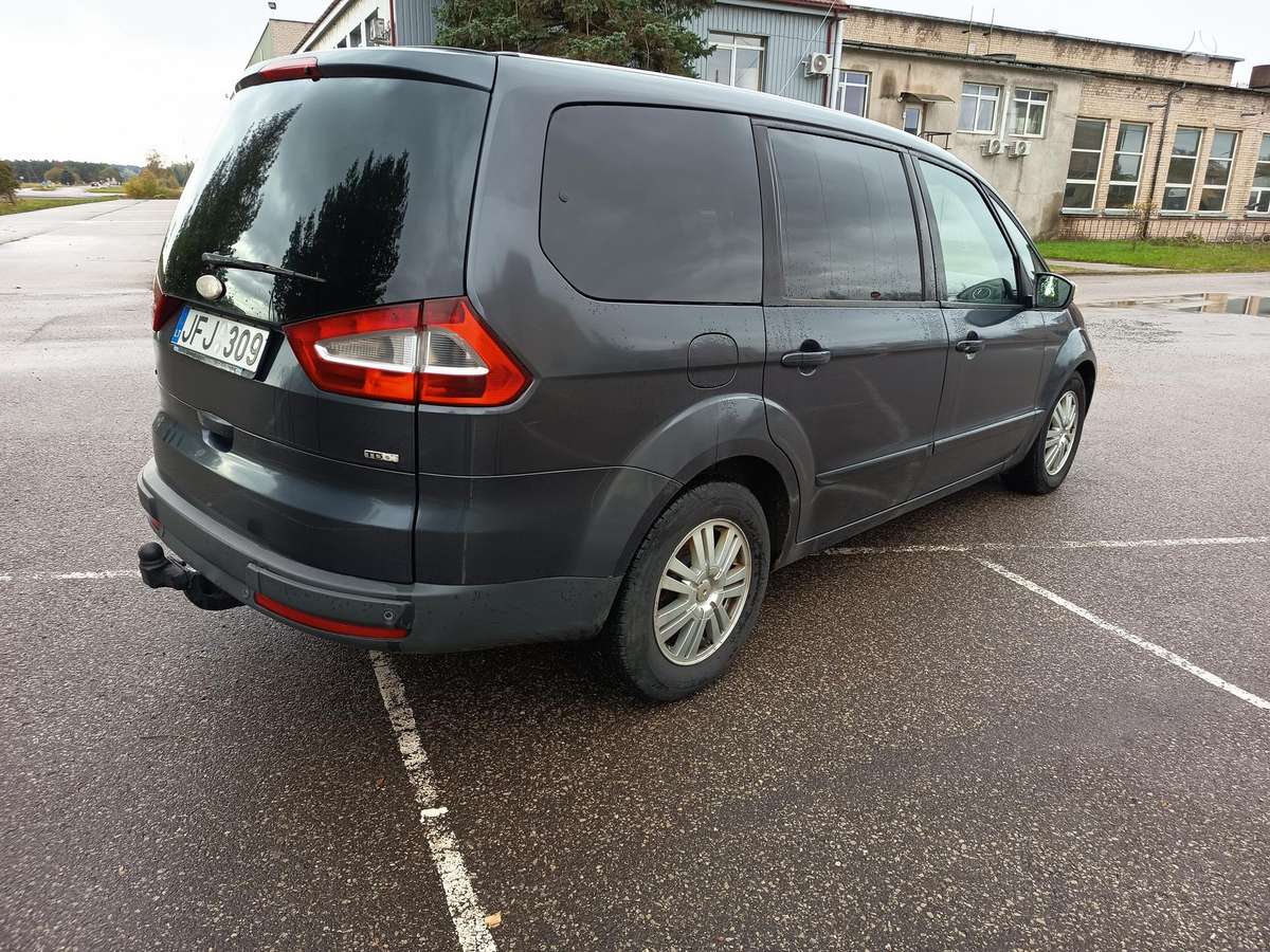 Ford Galaxy 2008 — салон