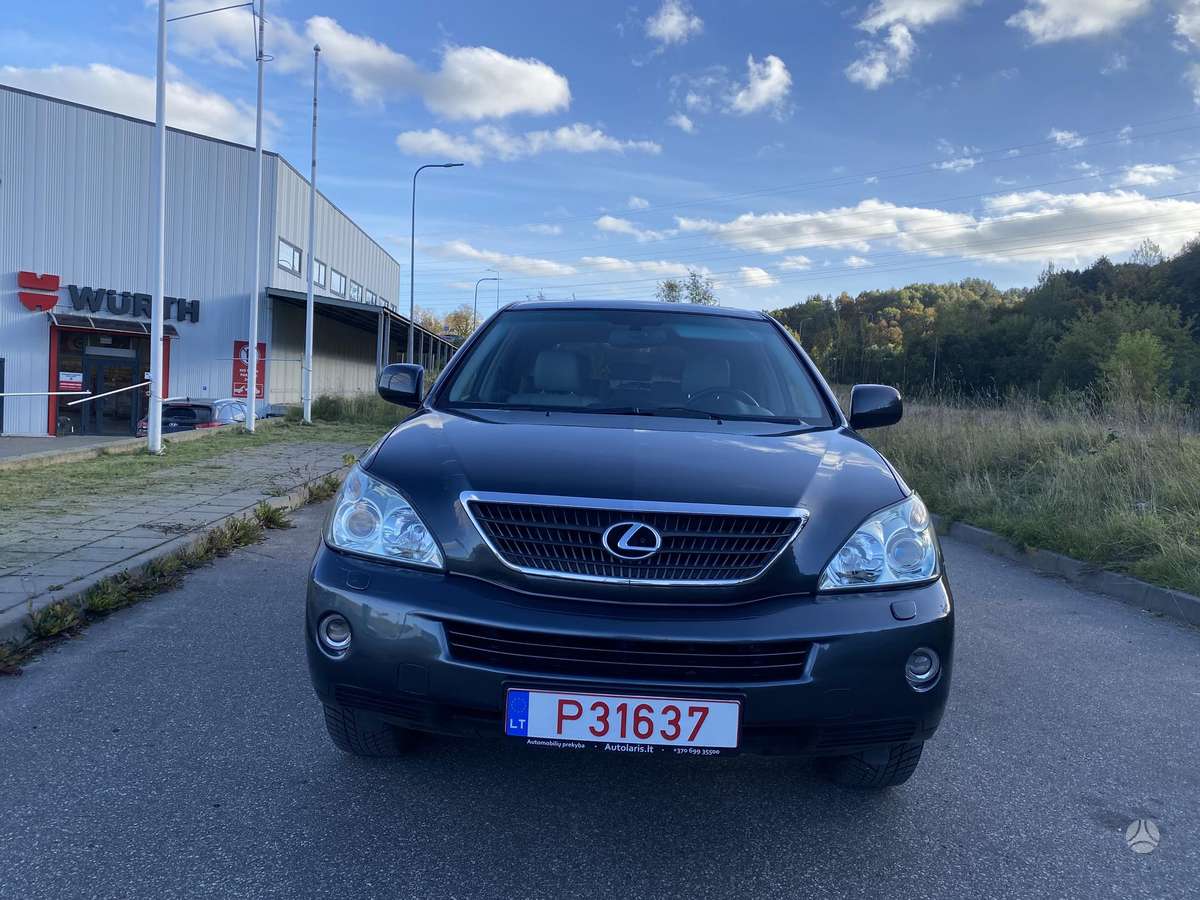 Lexus RX 2006 — салон