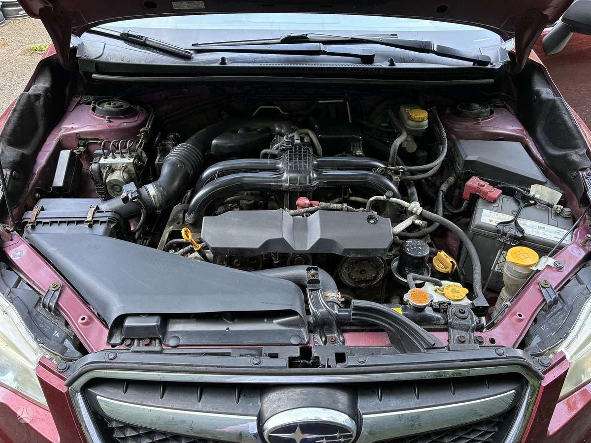 Subaru XV 2012 — photo 8