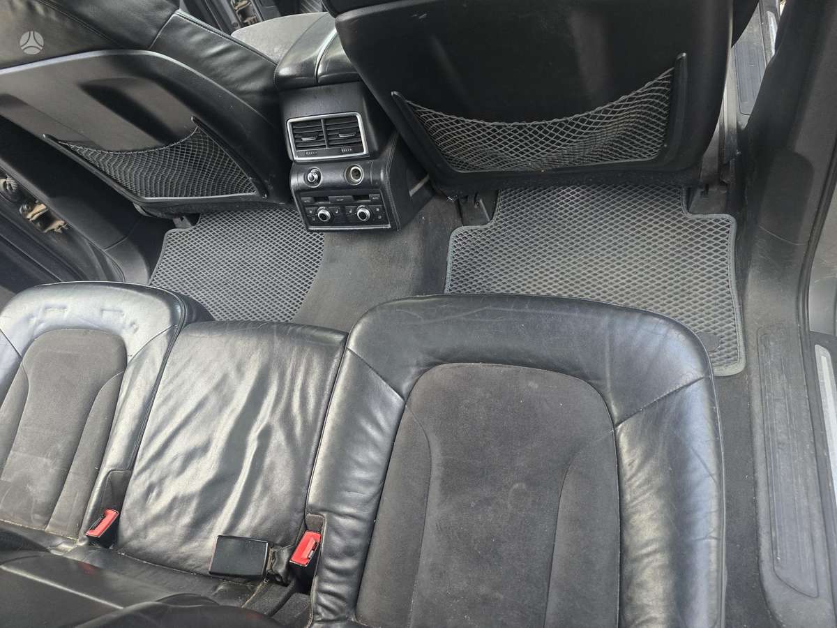 Audi Q7 2009 — photo 13