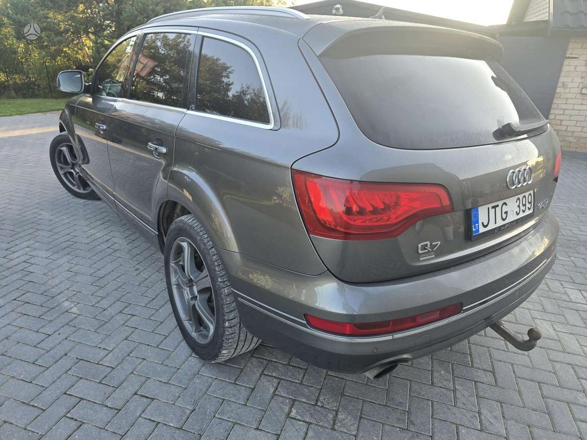 Audi Q7 2009 — photo 7