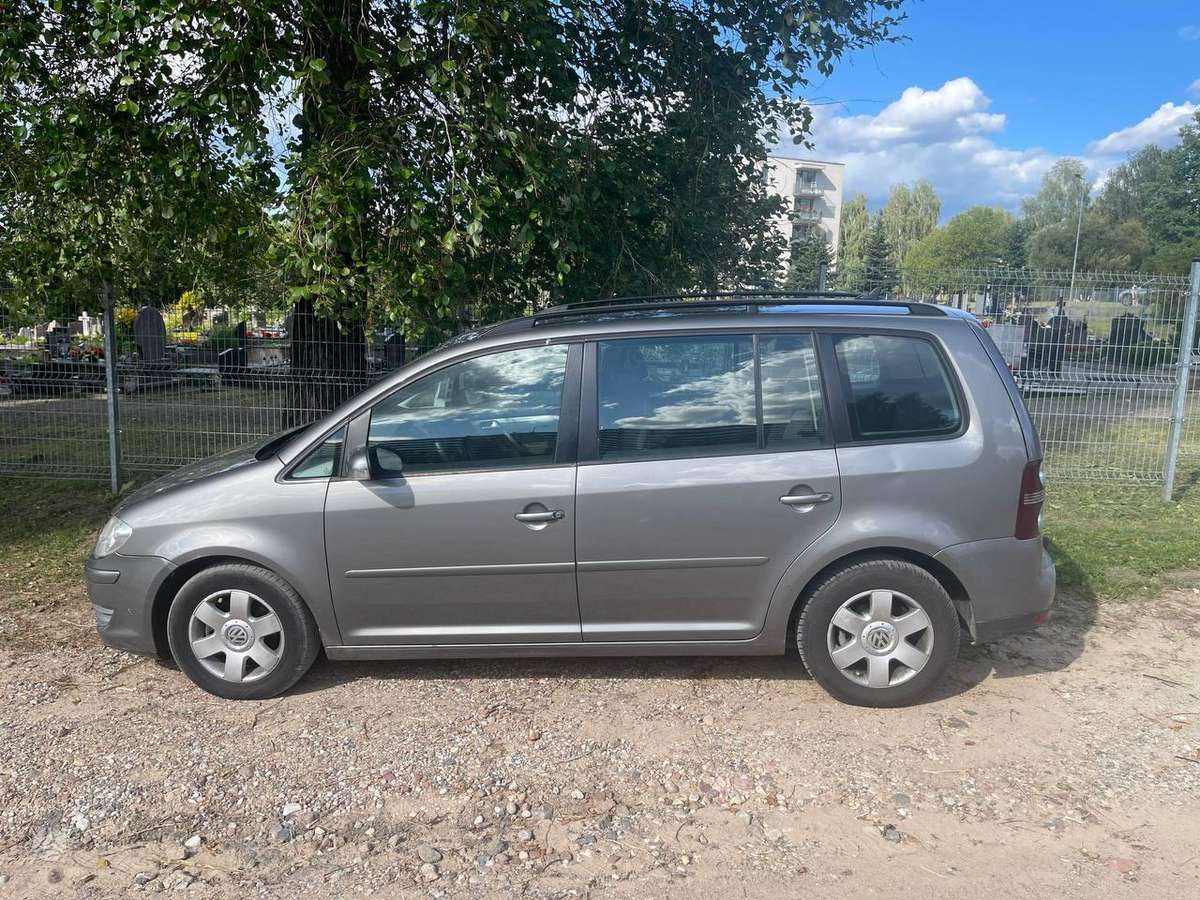 Volkswagen Touran 2008 — photo 5