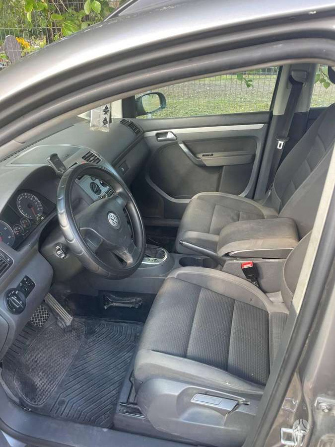 Volkswagen Touran 2008 — photo 6