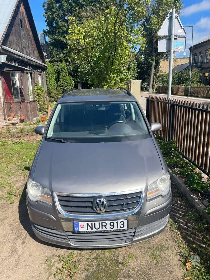 Volkswagen Touran 2008 — photo 7