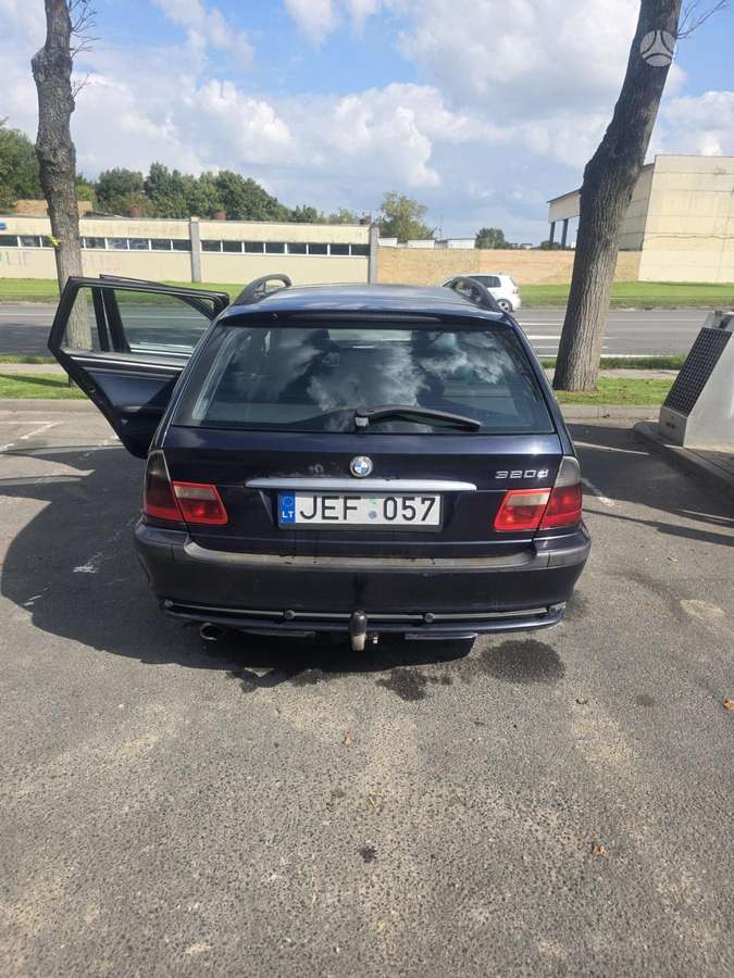 BMW 320 2004 — engine 1995 cm³, 150 HP (110kW)