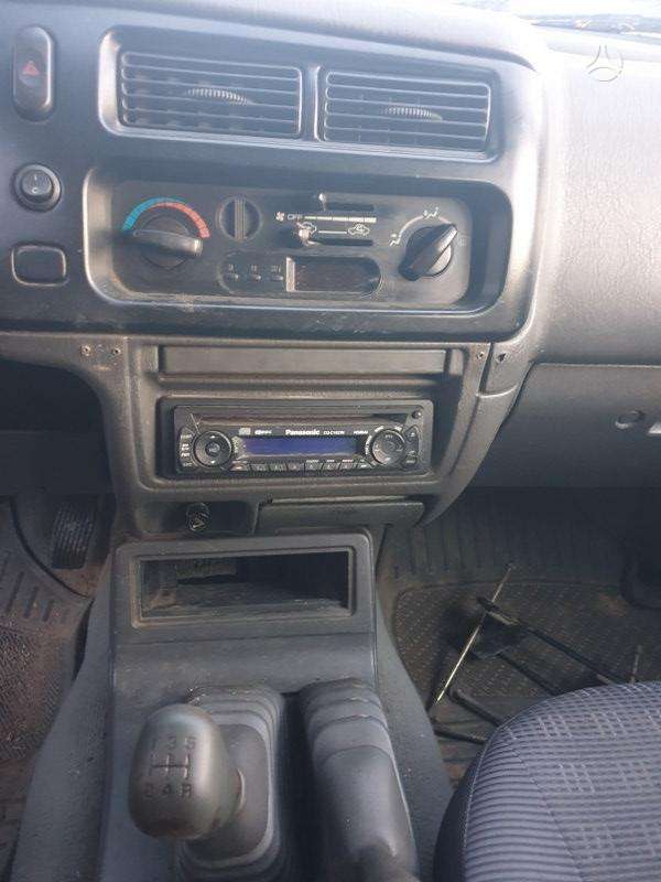Mitsubishi L200 2005 — photo 10