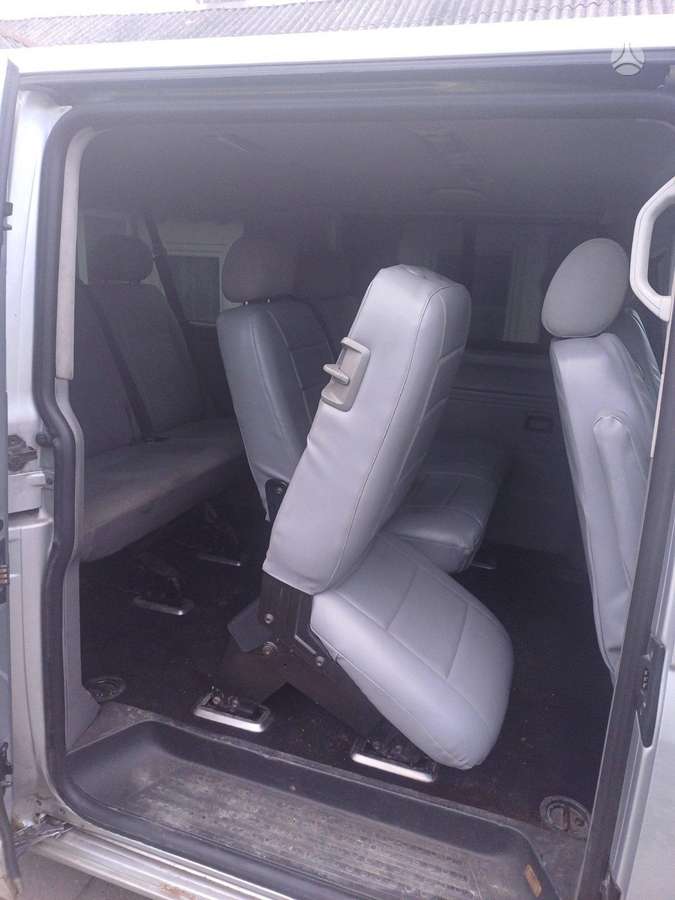 Volkswagen Caravelle 2007 — photo 7