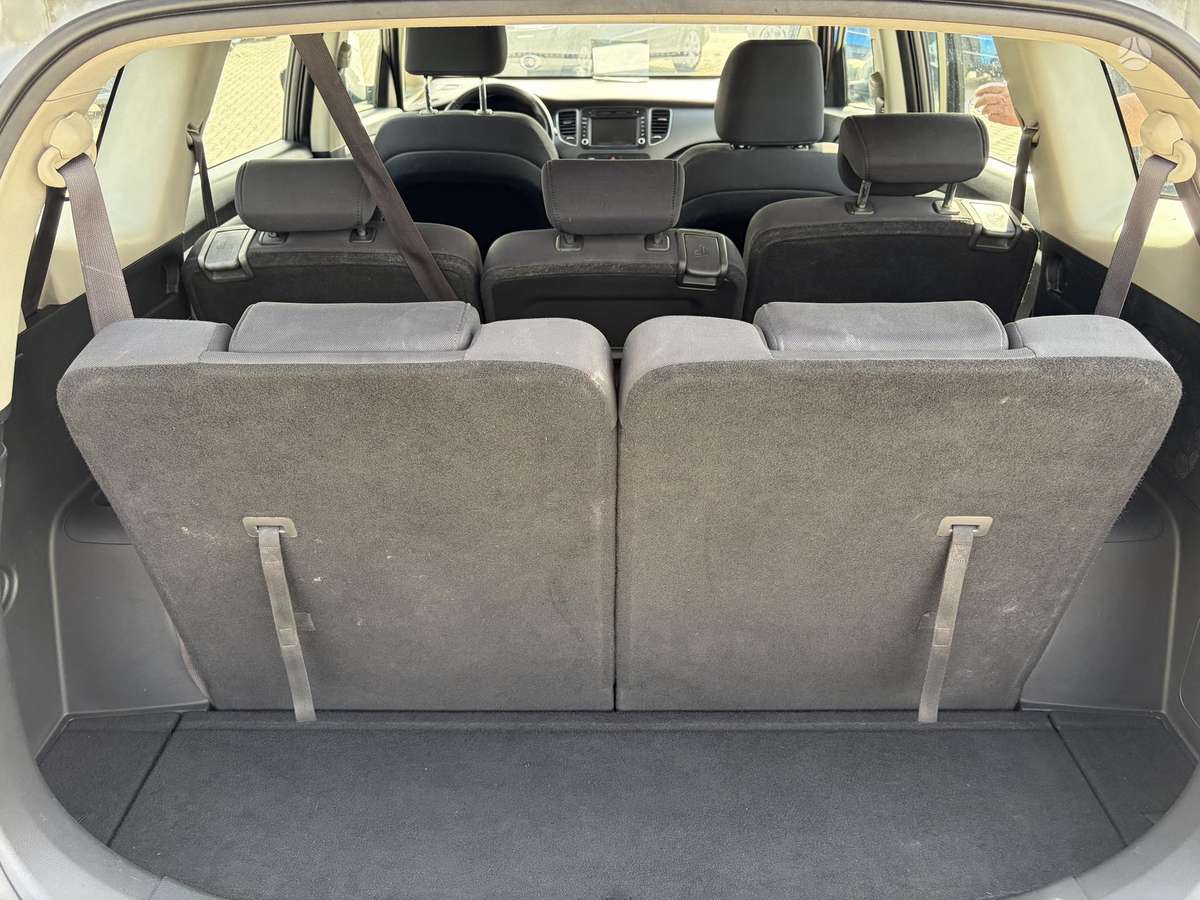 Kia Carens 2014 — photo 8