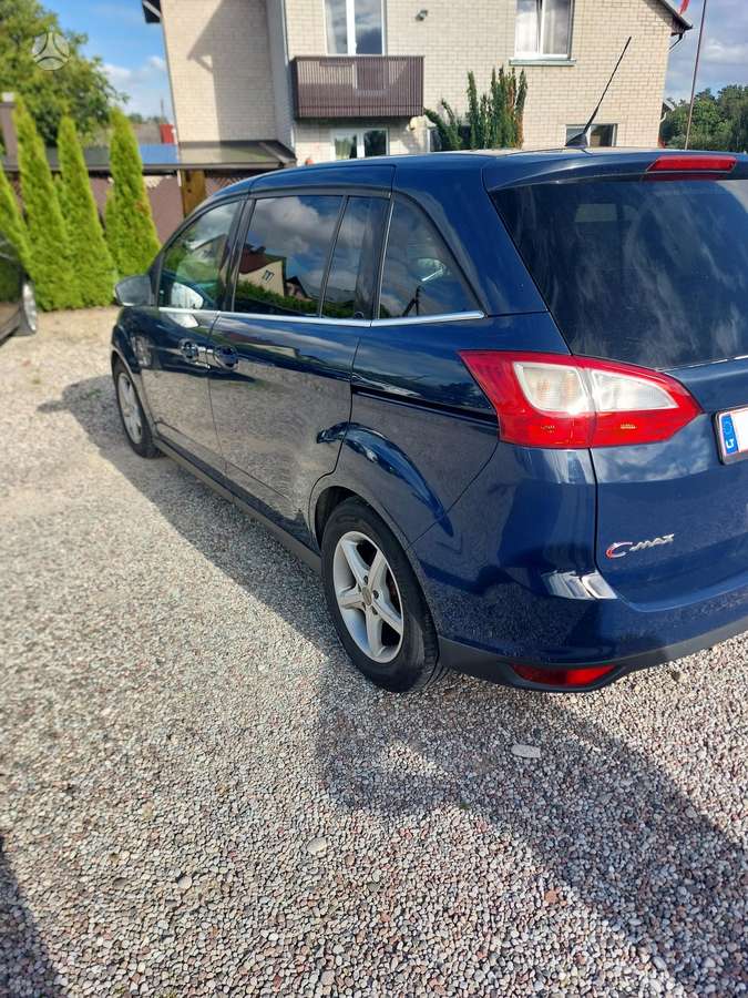 Ford Grand 2014 — engine 1560 cm³, 116 HP (85kW)