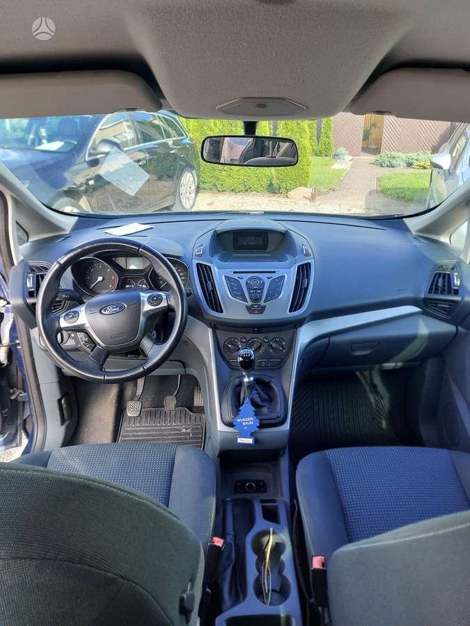 Ford Grand 2014 — photo 5