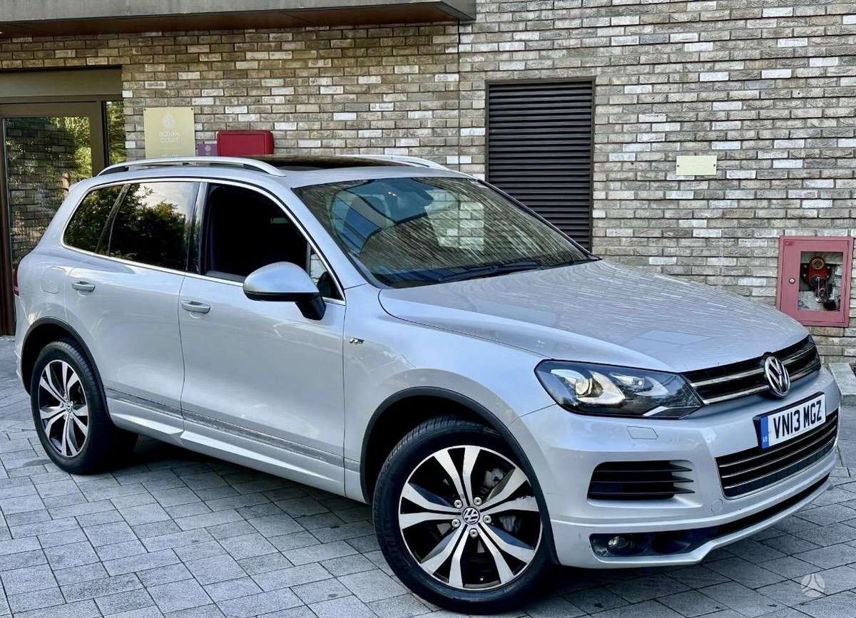 Volkswagen Touareg, 2013