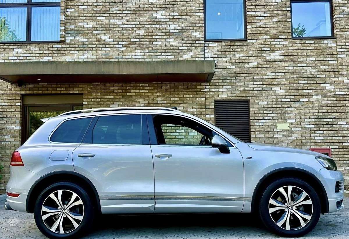 Volkswagen Touareg 2013 — photo 5