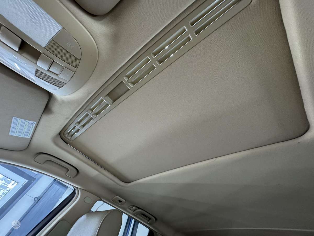 Mercedes-Benz ML320 2009 — photo 18