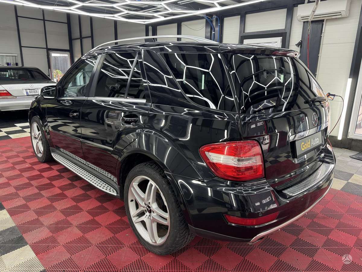 Mercedes-Benz ML320 2009 — photo 5