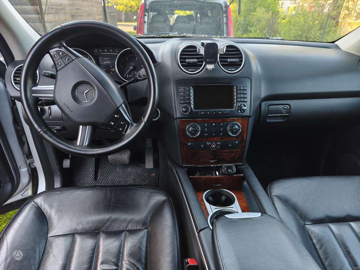 Mercedes-Benz ML280 2007 — engine 2987 cm³, 190 HP (140kW)