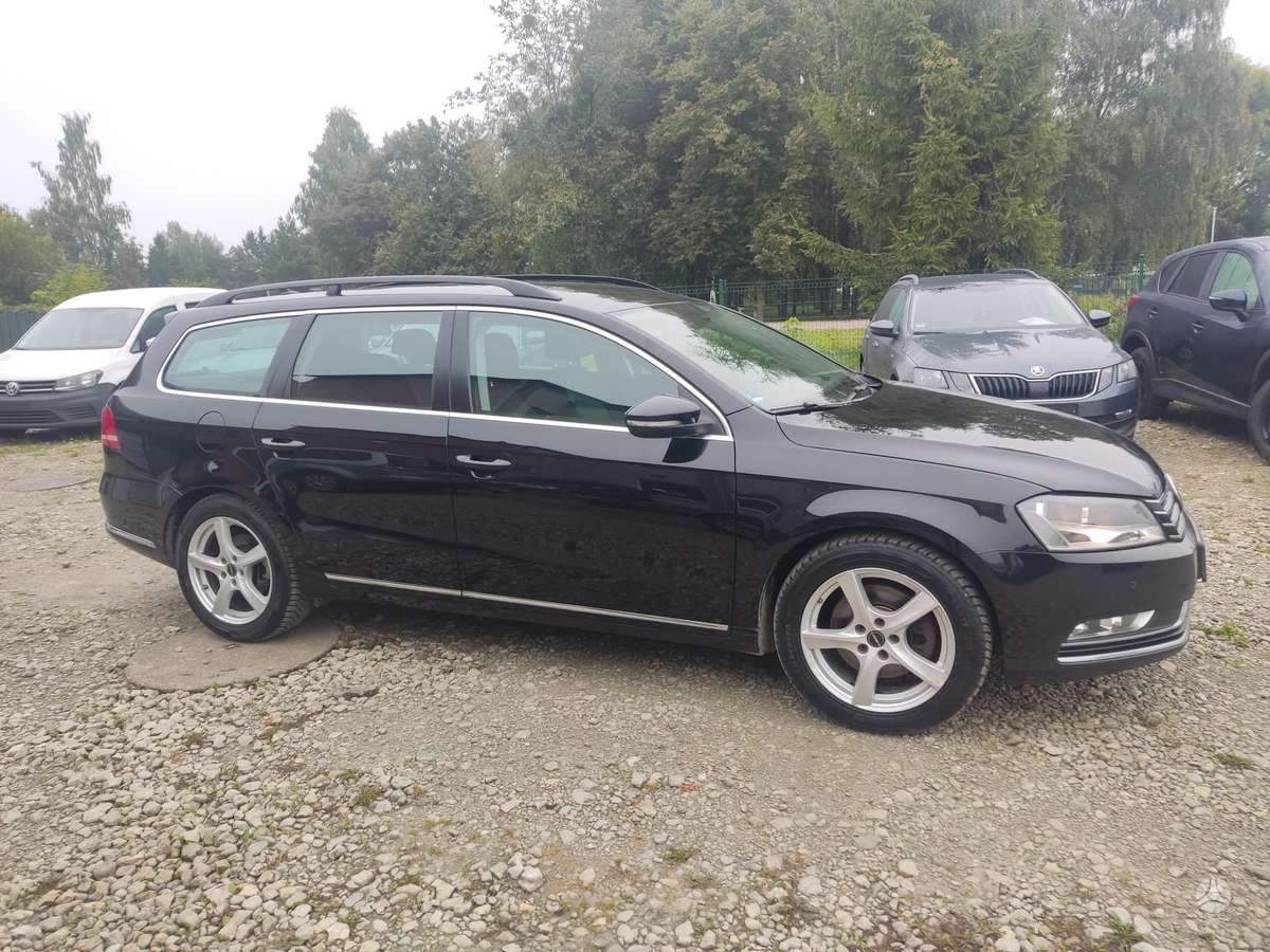 Volkswagen Passat 2011 — photo 6