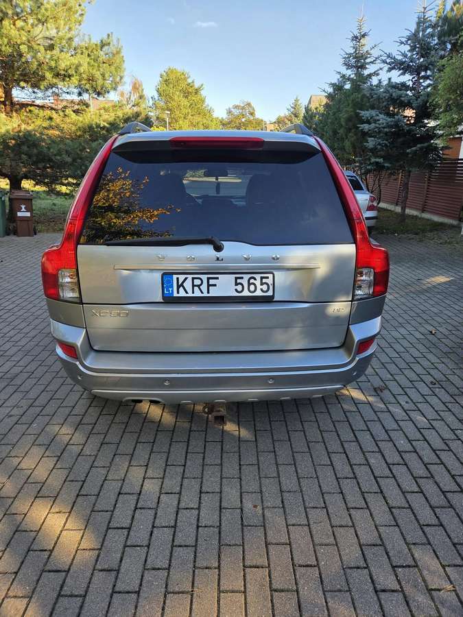 Volvo XC90 2010 — photo 6