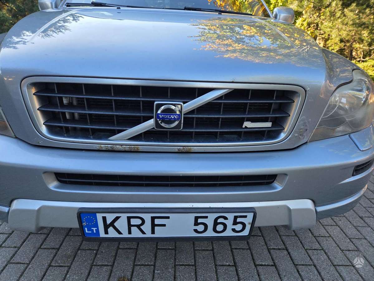 Volvo XC90 2010 — photo 9