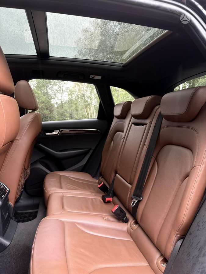 Audi Q5 2010 — photo 15