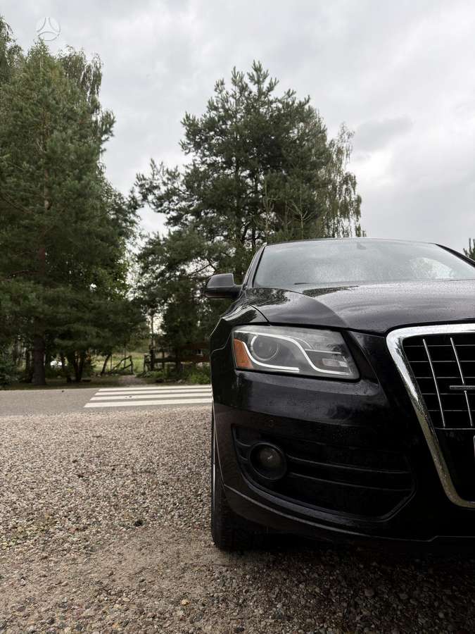 Audi Q5 2010 — photo 9